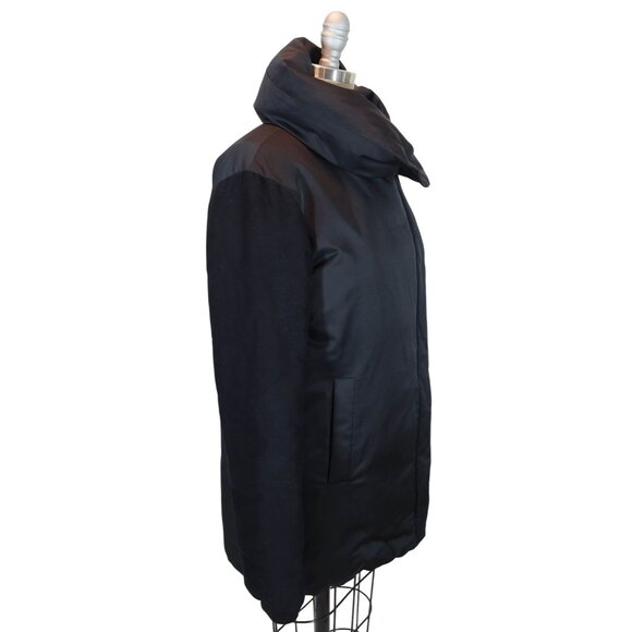 THEORY Briola Black Down Winter Puffer Parka Coat Size XS Classic Outdoor Warm - Picture 2 of 8